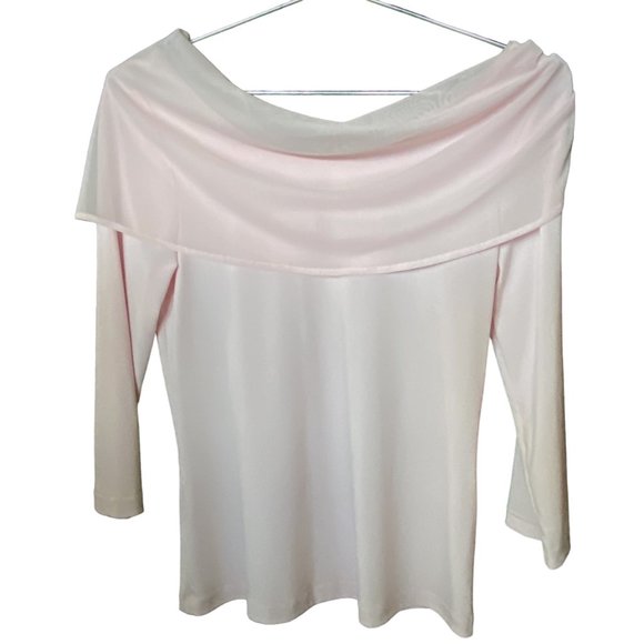 Harlow Tops - NWT Harlow pink scoop neck blouse